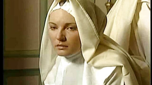 Чанартай кино :  Өсвөр насны хөөрхөн охин Вэбкам шоу Порно видео 